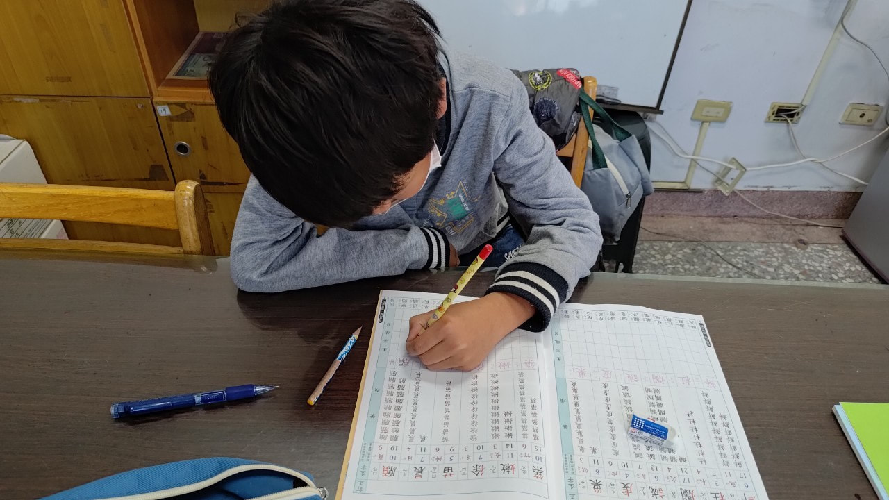 小濬的成長：從閱讀陪伴到自主學習的轉變